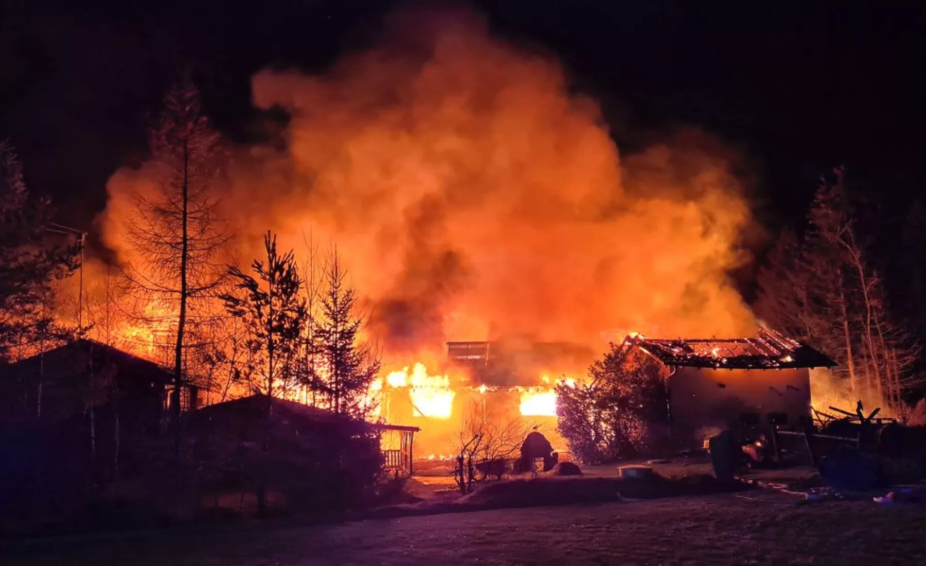 Brand in Ferienanlage im Harz - 46 Menschen in Sicherheit