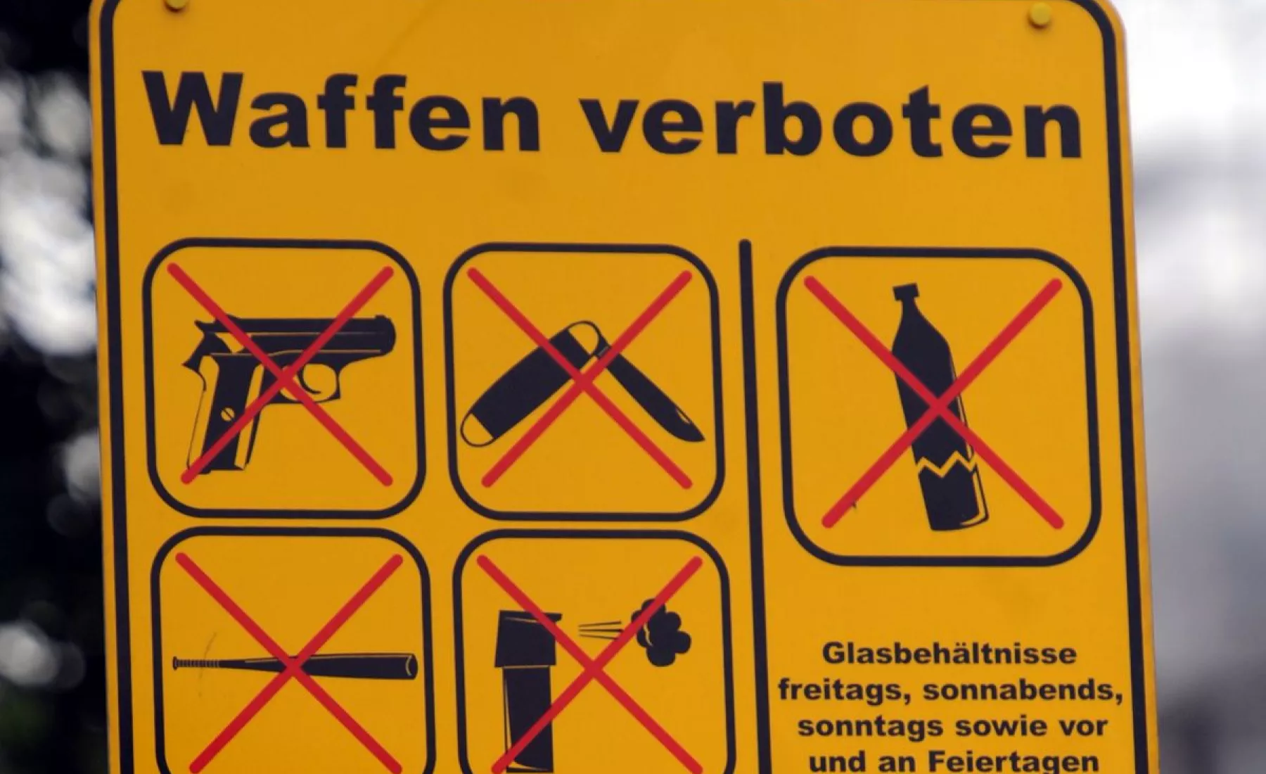 Schild: Waffen verboten