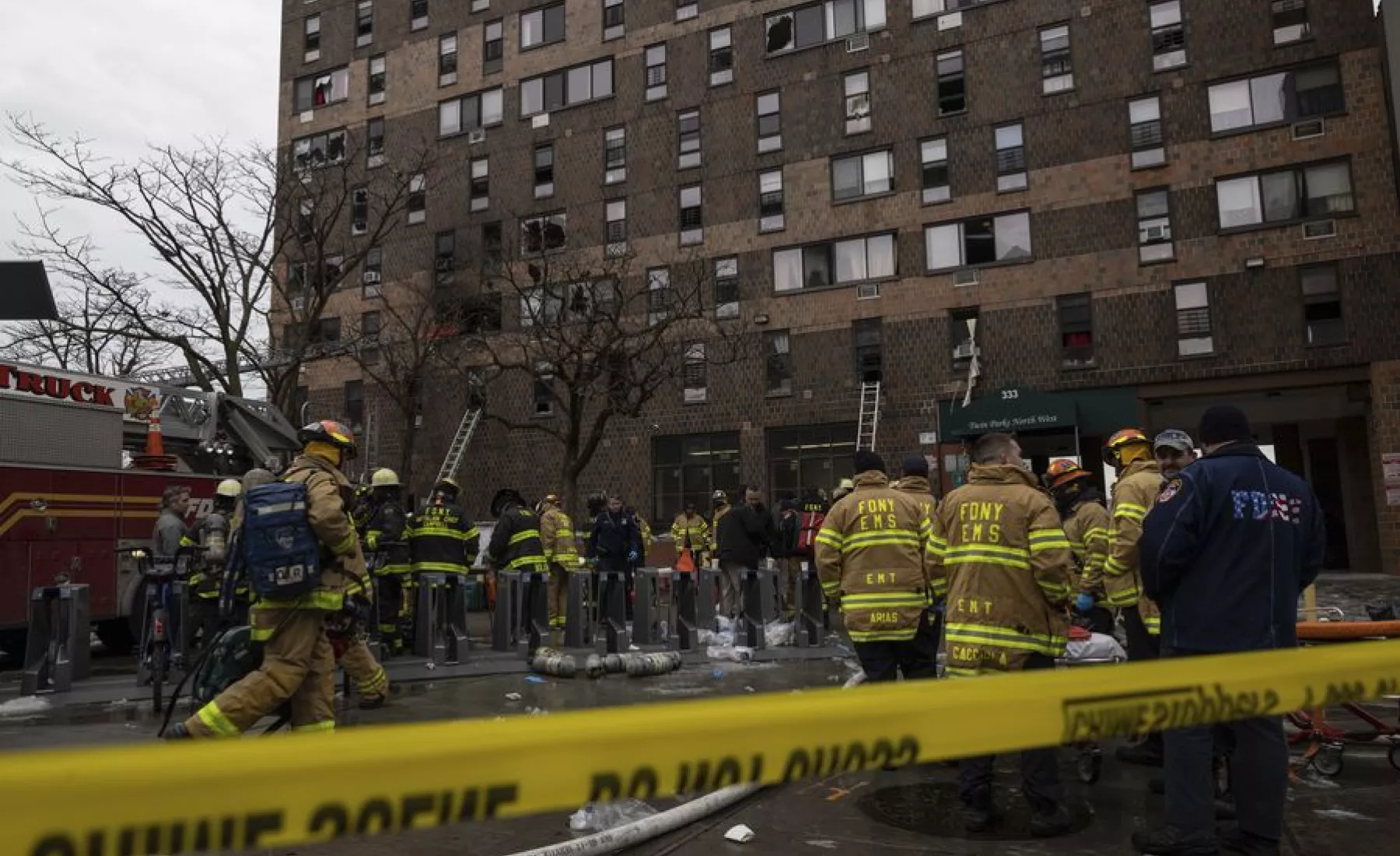 Wohnhausbrand in der Bronx in New York