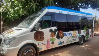 Schulbus für den Senegal