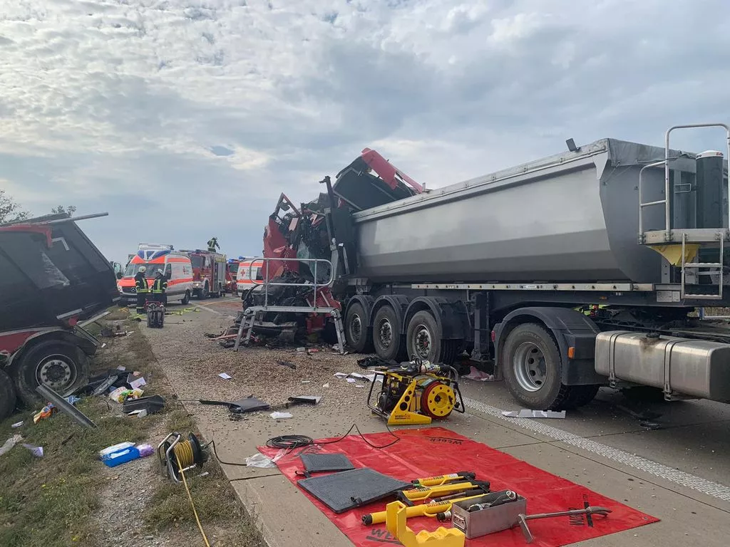 Tödlicher LKW-Unfall auf der A14 bei Bernburg
