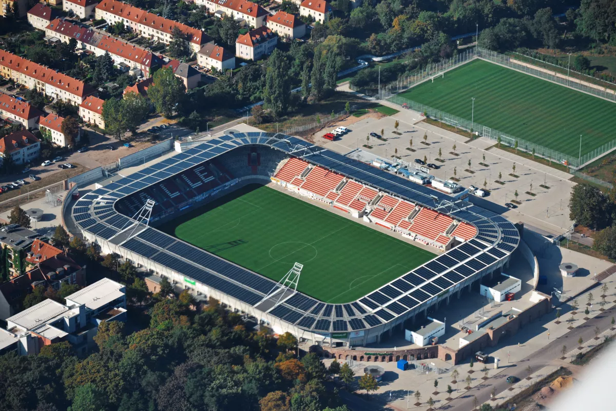 Halle Luftbild HFC-Stadion