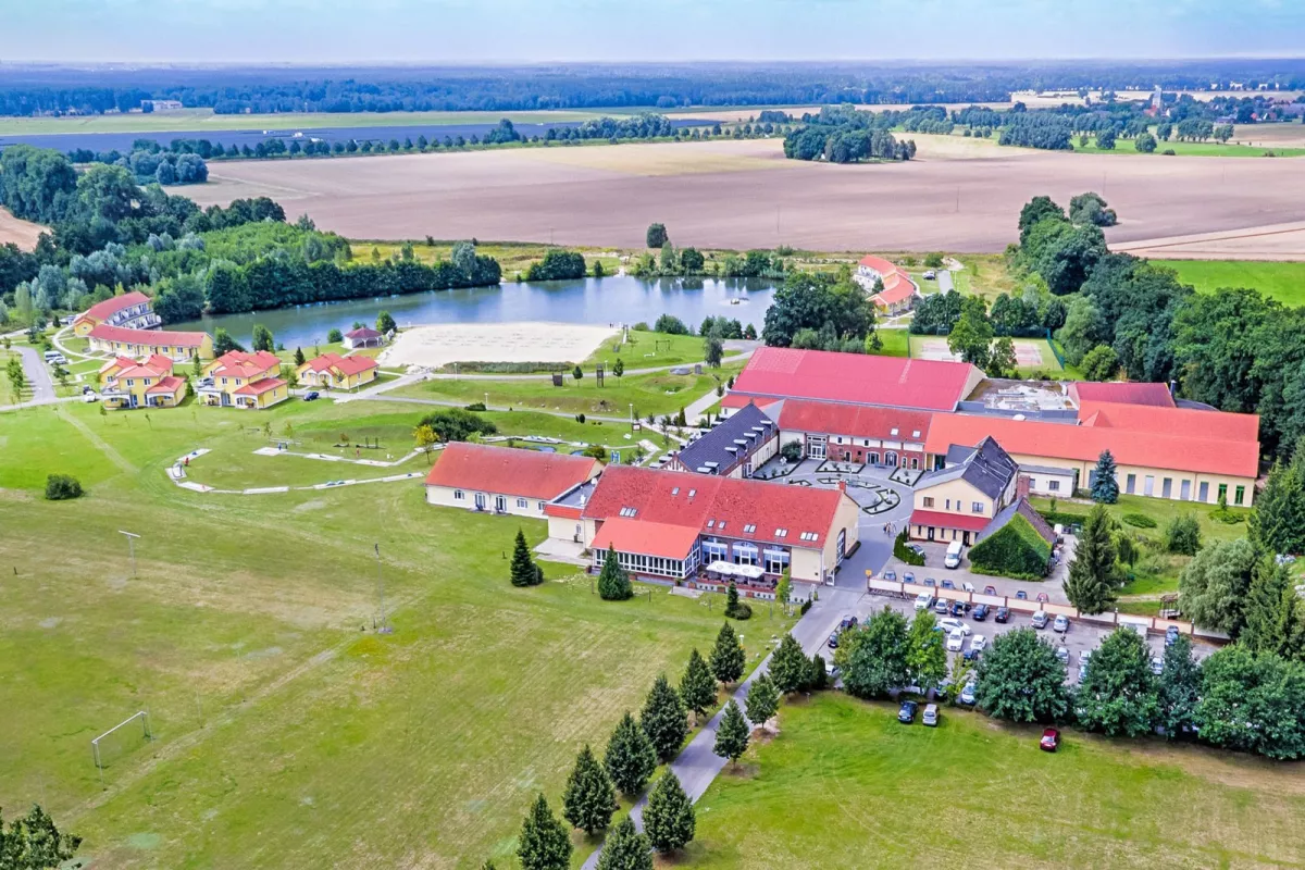Luftbild des Sport- & Vital Resort Neuer Henningshof in Perleberg